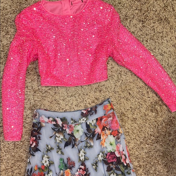 Beautiful pink floral lehnga, for any occasion Indian parties, wedding, prom. - Picture 5 of 5